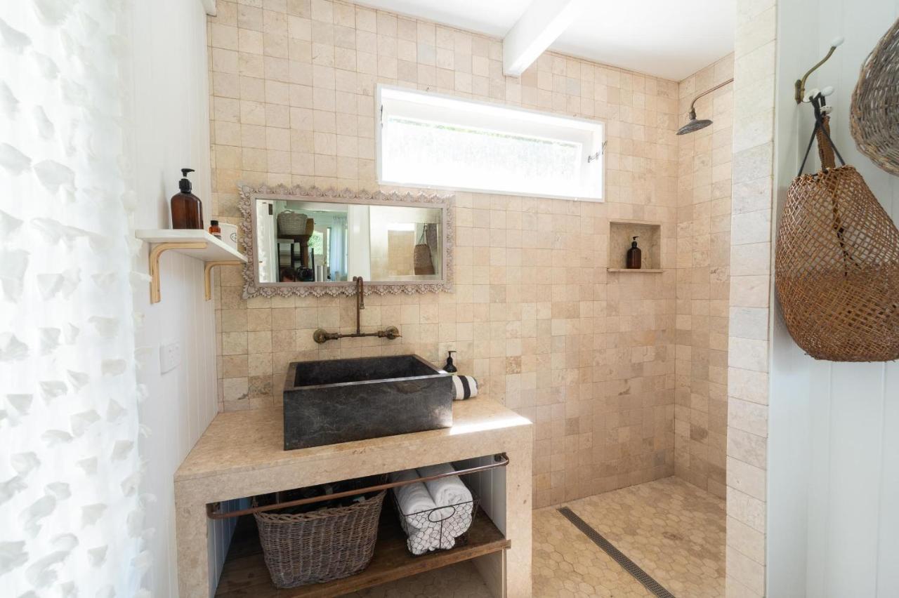 לינה וארוחת בוקר ביירון ביי Abelia House מראה חיצוני תמונה